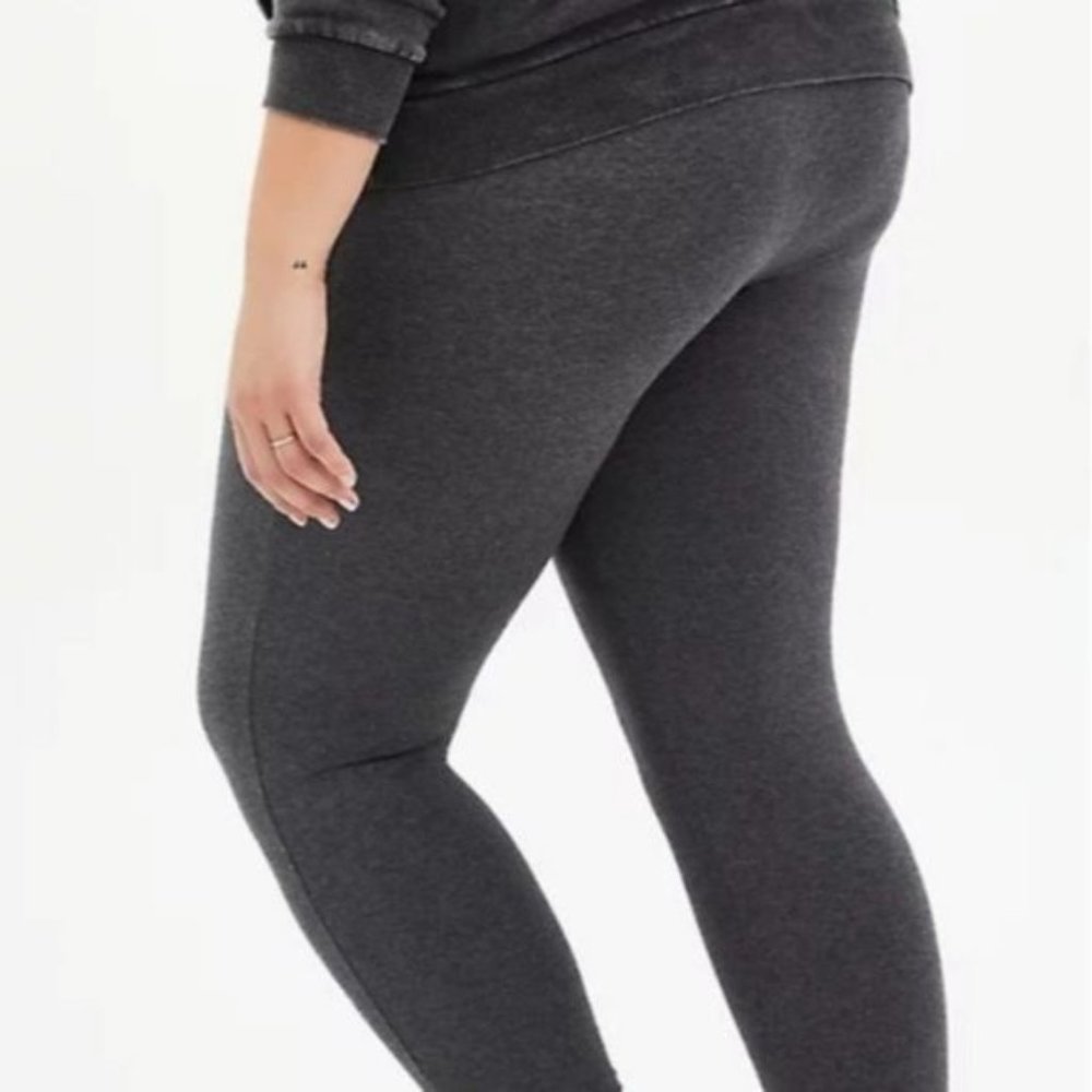 Torrid Grey Crop Grey Heather Leggings NWT 0